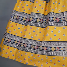 Load image into Gallery viewer, 50s "FASHION SPORT" LIGHT ORANGE PRINTED FULL COTTON SKIRT - 25"