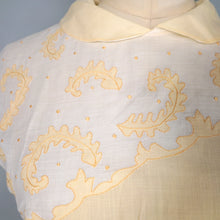 Load image into Gallery viewer, 40s SEMI-SHEER PALE YELLOW AND CREAM TWOTONE BLOUSE - L