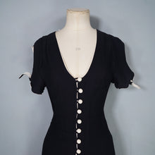 Load image into Gallery viewer, 70s UNLABELED BUS STOP BLACK AND WHITE CREPE MAXI DRESS - XS