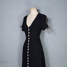 Load image into Gallery viewer, 70s UNLABELED BUS STOP BLACK AND WHITE CREPE MAXI DRESS - XS