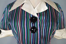 Load image into Gallery viewer, 70s CROPPED SATIN STRIPE PATTERN BIG COLLAR SHIRT - S