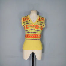 Load image into Gallery viewer, 70s FINE KNIT YELLOW FAIRISLE TANK TOP / JUMPER IN COLOURFUL PATTERN - S