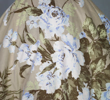 Load image into Gallery viewer, 50s COTTON CIRCLE SKIRT WITH PASTEL BLUE ROSE PRINT - 29"