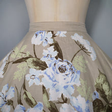 Load image into Gallery viewer, 50s COTTON CIRCLE SKIRT WITH PASTEL BLUE ROSE PRINT - 29"