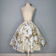 Load image into Gallery viewer, 50s COTTON CIRCLE SKIRT WITH PASTEL BLUE ROSE PRINT - 29"