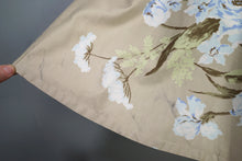 Load image into Gallery viewer, 50s COTTON CIRCLE SKIRT WITH PASTEL BLUE ROSE PRINT - 29"