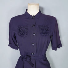 Load image into Gallery viewer, 40s NAVY BLUE CREPE BLOUSE WITH ROULEAUX POCKETS - S