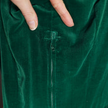 Load image into Gallery viewer, 50s FITTED OFF SHOULDER GREEN VELVET COCKTAIL DRESS WITH BACK DRAPE - S