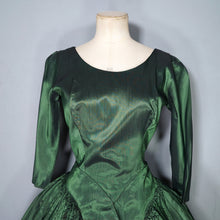 Load image into Gallery viewer, 50s SHIMMERING METALLIC EMERALD GREEN MELBRAY FULL SKIRTED PARTY DRESS - S