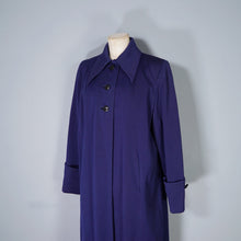 Load image into Gallery viewer, 40s BLUE WOOL SWING OVERCOAT WITH DAGGER COLLAR - M-L
