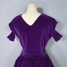 Load image into Gallery viewer, 60s HANDMADE PURPLE VELVET PARTY DRESS WITH CUT OUT SHOULDER - M