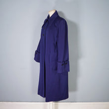 Load image into Gallery viewer, 40s BLUE WOOL SWING OVERCOAT WITH DAGGER COLLAR - M-L