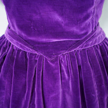 Load image into Gallery viewer, 60s HANDMADE PURPLE VELVET PARTY DRESS WITH CUT OUT SHOULDER - M