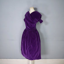 Load image into Gallery viewer, 60s HANDMADE PURPLE VELVET PARTY DRESS WITH CUT OUT SHOULDER - M