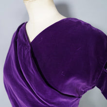 Load image into Gallery viewer, 60s HANDMADE PURPLE VELVET PARTY DRESS WITH CUT OUT SHOULDER - M