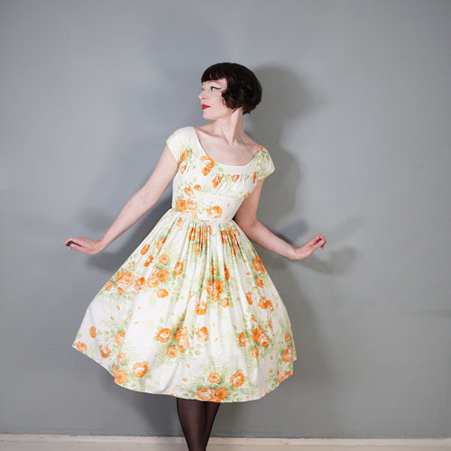 50s CRISP ORANGE ROSE FULL SKIRTED COTTON DRESS WITH GATHERED BUST - XS / petite