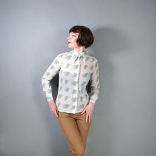 Load image into Gallery viewer, 70s GREEN AND WHITE SEMI SHEER ART DECO LADY FACE PRINT NOVELTY SHIRT - S
