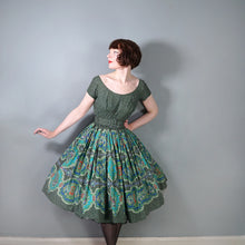 Load image into Gallery viewer, 50s VICTOR JOSSELYN BOLD GREEN PAISLEY PRINT FULL SKIRTED DRESS - S