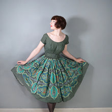 Load image into Gallery viewer, 50s VICTOR JOSSELYN BOLD GREEN PAISLEY PRINT FULL SKIRTED DRESS - S