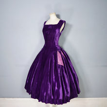 Load image into Gallery viewer, 40s 50s BEAUTIFUL PURPLE SILK VELVET PARTY DRESS WITH SPARKLY BOW - S