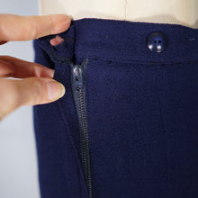 Load image into Gallery viewer, LATE 50s &quot;GAINSBOROUGH&quot; DARK NAVY BLUE FITTED SKIRT SUIT - S