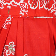 Load image into Gallery viewer, 60s "ALU LOLE" BRIGHT RED WHITE AND GOLD FLORAL HAWAIIAN FULL SKIRTED SUN DRESS - S