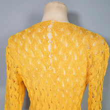 Load image into Gallery viewer, 40s SLINKY BRIGHT GOLDENROD YELLOW LACE KNIT JUMPER TOP - S-M
