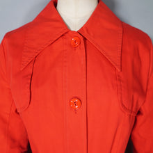 Load image into Gallery viewer, 70s LIGHTWEIGHT BRIGHT RED TRENCH COAT WITH BELT AND DAGGER COLLAR - XS-S