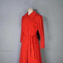 Load image into Gallery viewer, 70s LIGHTWEIGHT BRIGHT RED TRENCH COAT WITH BELT AND DAGGER COLLAR - XS-S