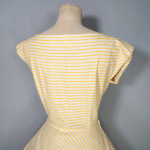 Load image into Gallery viewer, 50s YELLOW STRIPED COTTON DRESS WITH FULL SKIRT AND RIBBON BOW LATTICE - S