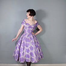 Load image into Gallery viewer, 50s 60s FRANK USHER GREY AND PURPLE FLORAL FORMAL PARTY DRESS - XS
