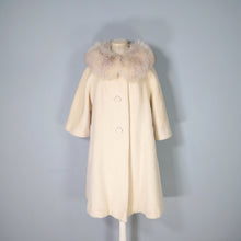 Load image into Gallery viewer, 60S LILLI ANN CREAM FUZZY MOHAIR WOOL SWING COAT WITH HUGE FUR COLLAR - M