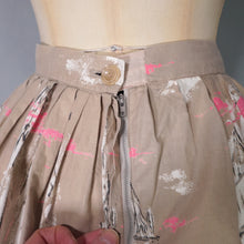 Load image into Gallery viewer, 50s PALE BROWN VICTORIAN STREET SCENE NOVELTY PRINT FULL SKIRT - 25.5"