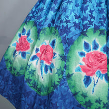 Load image into Gallery viewer, 50s FANTASTIC BLUE COTTON FULL SKIRT WITH PIK ROSE BORDER PRINT - 25.5"