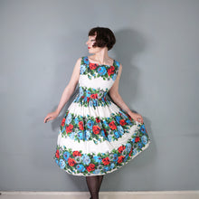 Load image into Gallery viewer, 50s LARGE RED AND TURQUOISE ROSE FLORAL COTTON FULL SKIRTED DRESS - S
