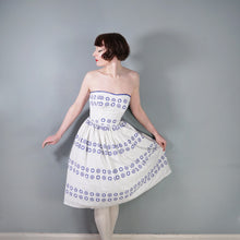 Load image into Gallery viewer, 50s STRAPLESS BLUE WHITE SHIPS WHEEL NAUTICAL PRINT SUN DRESS - XS