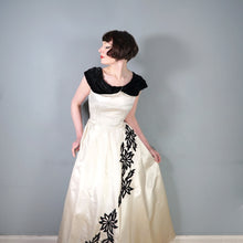 Load image into Gallery viewer, 40s 50s WHITE SATIN EVEING DRESS WITH BLACK VELVET FLOWERS AND COLLAR - S