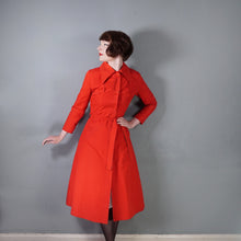 Load image into Gallery viewer, 70s LIGHTWEIGHT BRIGHT RED TRENCH COAT WITH BELT AND DAGGER COLLAR - XS-S