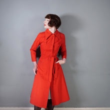 Load image into Gallery viewer, 70s LIGHTWEIGHT BRIGHT RED TRENCH COAT WITH BELT AND DAGGER COLLAR - XS-S