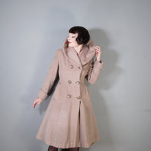 Load image into Gallery viewer, 50s HUBER LIGHT BROWN / STONE COLOURED WOOL PRINCESS COAT - S-M