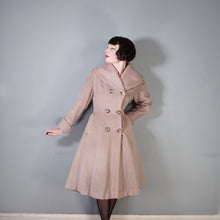 Load image into Gallery viewer, 50s HUBER LIGHT BROWN / STONE COLOURED WOOL PRINCESS COAT - S-M