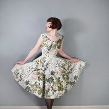 Load image into Gallery viewer, 50s SHAYNE OF MIAMI GREEN PAINTERLY FLORAL RHINESTONED DRESS XS-S