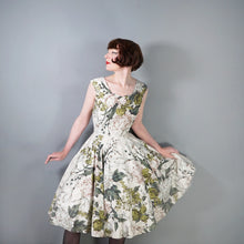 Load image into Gallery viewer, 50s SHAYNE OF MIAMI GREEN PAINTERLY FLORAL RHINESTONED DRESS XS-S