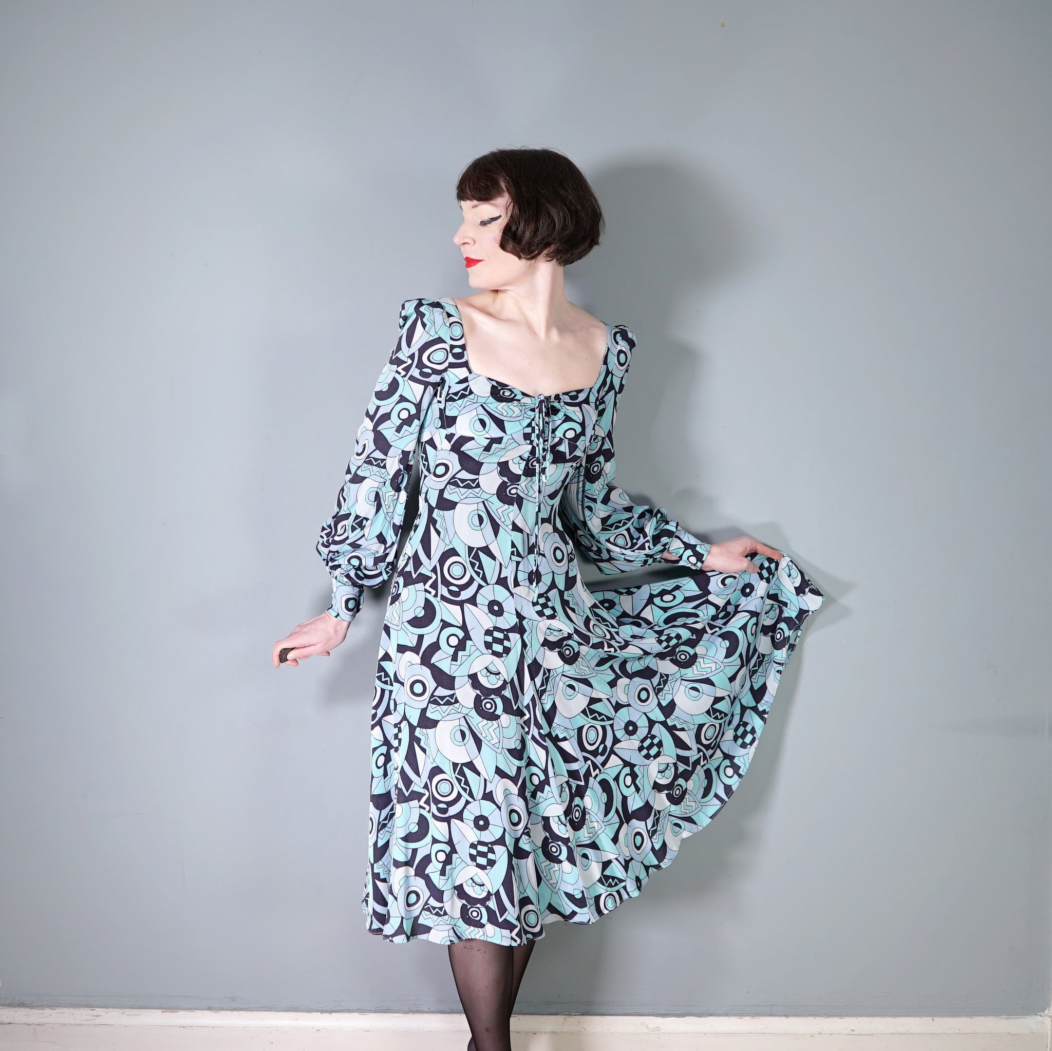 60s 70s ORIGINAL BIBA PSYCHEDELIC PASTEL BLUE GREEN PRINT FIT AND FLAR Sartorial Matters 60s 70s ORIGINAL BIBA PSYCHEDELIC PASTEL BLUE GREEN PRINT FIT AND FLAR Sartorial Matters