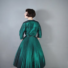 Load image into Gallery viewer, 50s RODNEY DARK GREEN METALLIC TAFFETA PLEATED FULL SKIRT DRESS WITH BELT - XS-S
