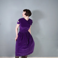 Load image into Gallery viewer, 60s HANDMADE PURPLE VELVET PARTY DRESS WITH CUT OUT SHOULDER - M