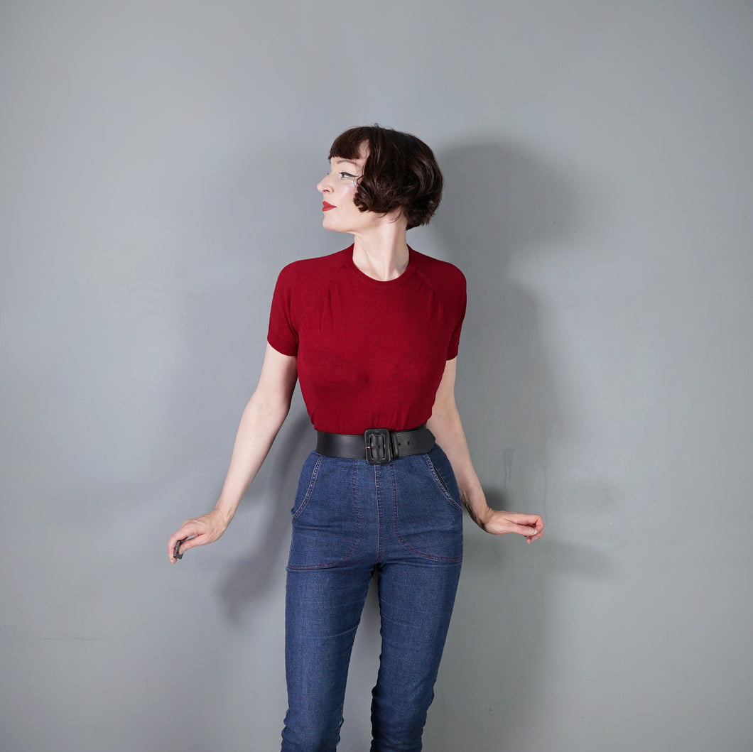 60s SUPER FINE SOFT KNIT DARK RED SHORT SLEEVE JUMPER - M-L