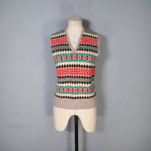 Load image into Gallery viewer, 60s HANDKNIT FAIRISLE WOOL TANK TOP / JUMPER - M
