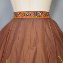 Load image into Gallery viewer, 50s JOHN WOLF NOVELTY BORDER PRINT KNITTING BASKET FULL COTTON SKIRT - 27&quot;