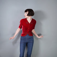 Load image into Gallery viewer, 40s RED VELVET ZIP FRONT BLOUSE WITH SWIRLING RHINESTONES - S-M